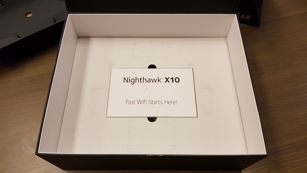 NETGEAR R9000 Nighthawk X10 공유기 개봉기 17